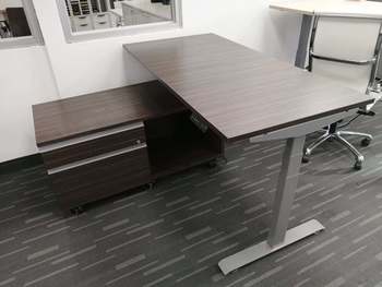 Photo of Adjustable work table and storage on wheels 775.00$ Qty:1, vue 2, available at Oburo in Montreal