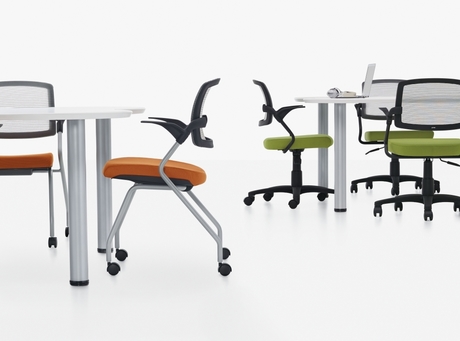 Photo of Spritz Multi-Tasking Chair by Global, vue 2, available at Oburo in Montreal