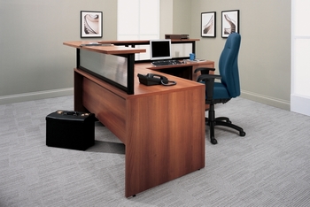 Photo of Genoa Desks by Global, vue 1, available at Oburo in Montreal
