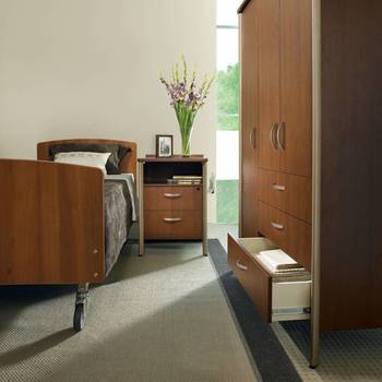 Photo of Sanoma Wardrobes by Global, vue 1, available at Oburo in Montreal