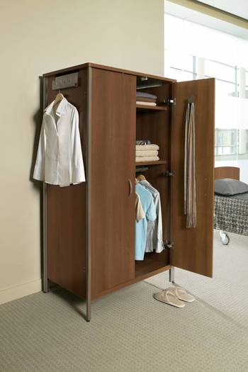 Photo of Sanoma Wardrobes by Global, vue 3, available at Oburo in Montreal