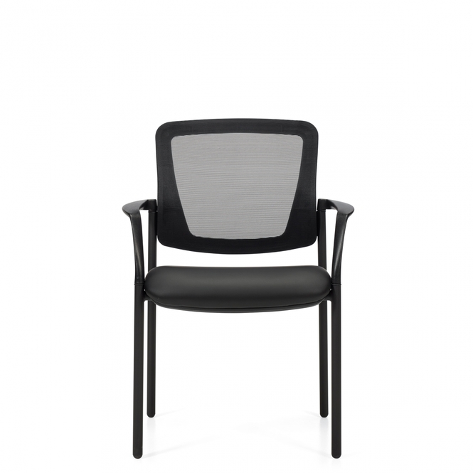 Photo de Eor | Fauteuil d’invité à dossier en tissu maillé, vue 1, disponible chez Oburo à Montréal