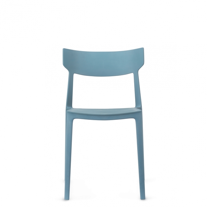 Photo de Kylie | Chaises empilables légères et polyvalentes - Cadet, vue 1, disponible chez Oburo à Montréal