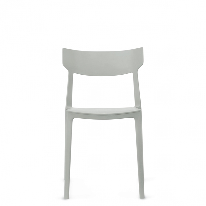 Photo de Kylie | Chaises empilables légères et polyvalentes - Gris, vue 1, disponible chez Oburo à Montréal