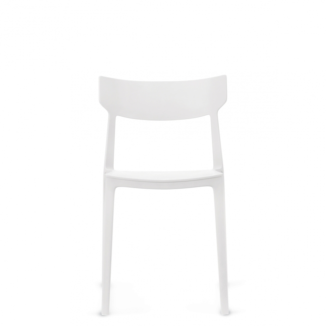 Photo de Kylie | Chaises empilables légères et polyvalentes - Blanc, vue 1, disponible chez Oburo à Montréal