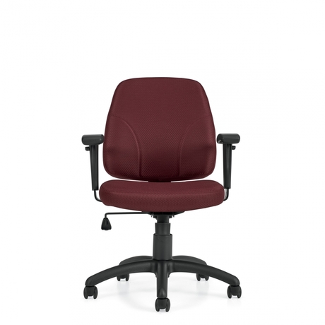 Photo de Cobalt | Fauteuil à basculement à dossier moyen, vue 1, disponible chez Oburo à Montréal