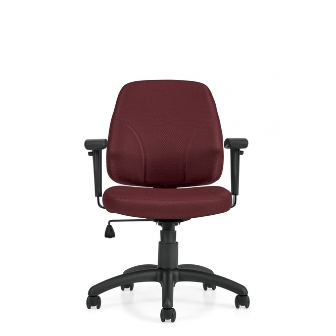 Photo de Cobalt | Fauteuil à basculement à dossier moyen, vue 1, disponible chez Oburo à Montréal