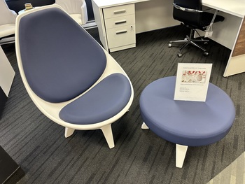 Photo of Sway, lounge armchair with footstool by KI. $2600.00 Promo price $1180 Qty:1, vue 3, available at Oburo in Montreal