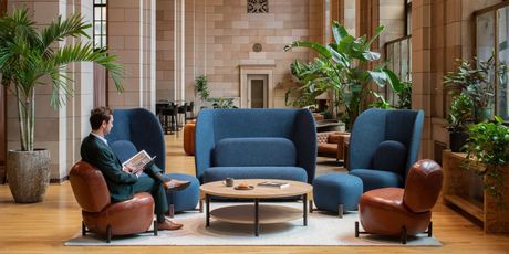 Photo of Opal - Lounge chair and Ottoman, vue 1, available at Oburo in Montreal