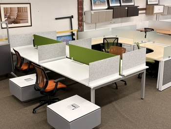 Photo of Collaborative Workstations with Acoustic Panels, vue 1, available at Oburo in Montreal