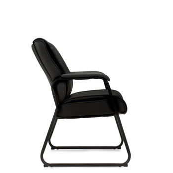 Photo de ashmont-fauteuil-d-invites-a-dossier-moyen image de galerie 1. Gallery 9. Tous les détails chez Oburo, expert en mobilier de bureau pour la clinique ou la salle de classe à Montréal.