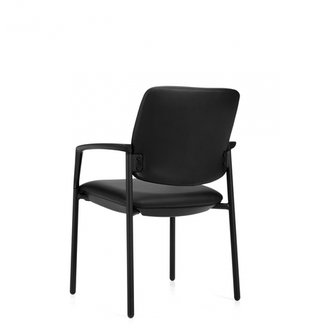Photo de eor-fauteuil-d-invite-rembourre image de galerie 2. Gallery 3. Tous les détails chez Oburo, expert en mobilier de bureau pour la clinique ou la salle de classe à Montréal.