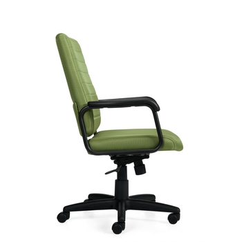 Photo de caman-fauteuil-basculant-a-dossier-haut image de galerie 4. Gallery 3. Tous les détails chez Oburo, expert en mobilier de bureau pour la clinique ou la salle de classe à Montréal.