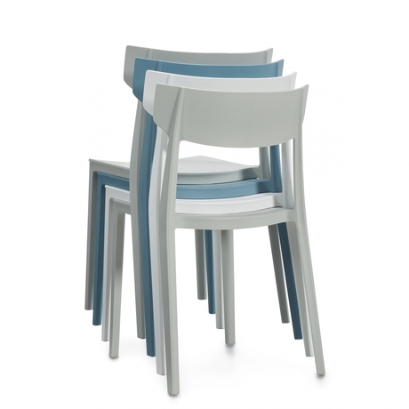 Photo de kylie-chaises-empilables-legeres-et-polyvalentes-gris image de galerie 6. Gallery 7. Tous les détails chez Oburo, expert en mobilier de bureau pour la clinique ou la salle de classe à Montréal.