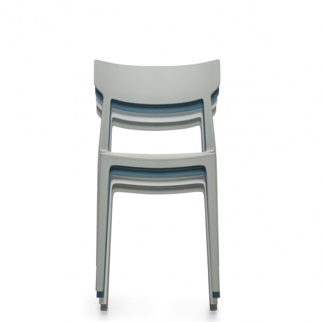 Photo de kylie-chaises-empilables-legeres-et-polyvalentes-gris image de galerie 8. Gallery 5. Tous les détails chez Oburo, expert en mobilier de bureau pour la clinique ou la salle de classe à Montréal.