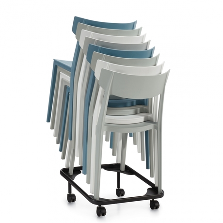 Photo de kylie-chaises-empilables-legeres-et-polyvalentes-gris image de galerie 2. Gallery 11. Tous les détails chez Oburo, expert en mobilier de bureau pour la clinique ou la salle de classe à Montréal.