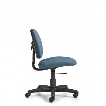 Photo de danio-fauteuil-fonctionnel-sans-accoudoirs image de galerie 1. Gallery 3. Tous les détails chez Oburo, expert en mobilier de bureau pour la clinique ou la salle de classe à Montréal.