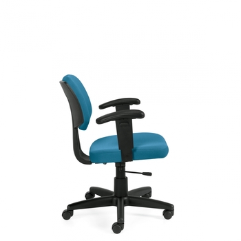 Photo de tami-fauteuil-fonctionnel-avec-accoudoirs image de galerie 1. Gallery 3. Tous les détails chez Oburo, expert en mobilier de bureau pour la clinique ou la salle de classe à Montréal.