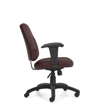 Photo de cobalt-fauteuil-a-basculement-a-dossier-moyen image de galerie 1. Gallery 6. Tous les détails chez Oburo, expert en mobilier de bureau pour la clinique ou la salle de classe à Montréal.